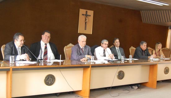 Diretores das Seccionais da Amagis discutem proposta para segurança