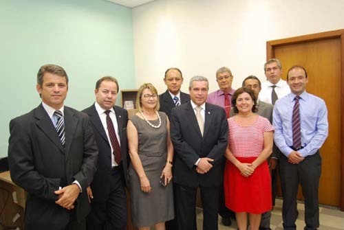 Herbert Carneiro avalia segurança do Fórum de Montes Claros