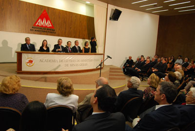 AMMP inaugura sua Academia de Letras