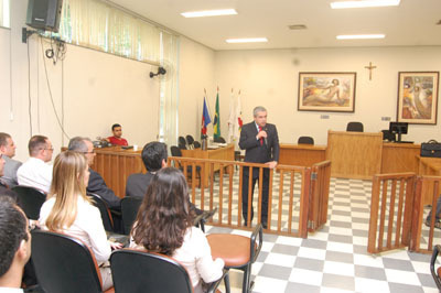 Amagis reúne seis instituições em ato em defesa de juiz de Ipatinga