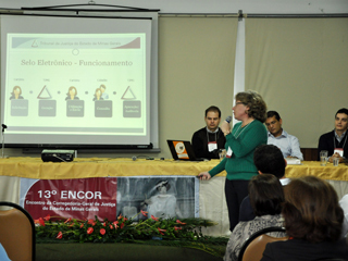 13º Encor debate temas administrativos e jurídicos com juízes