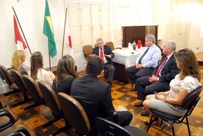 Diretoria reúne-se com juízes de Pará de Minas e região