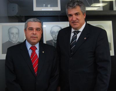 Presidente da Amagis recebe visita do deputado Zé Maia