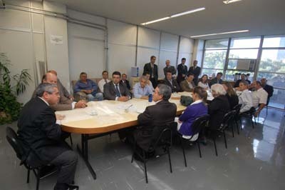Presidente da Amagis reúne-se com juízes no Fórum Lafayette
