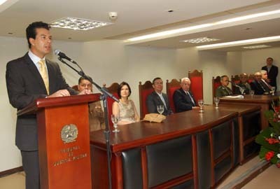 Nova Diretoria toma posse da Academia Mineira de Direito Militar