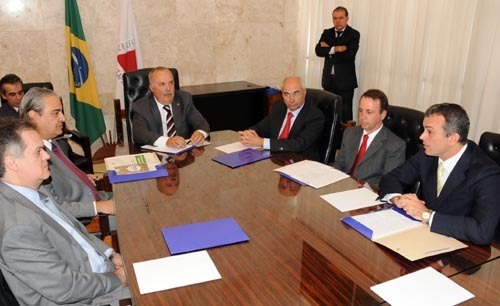 Importância das ouvidorias é debatida em reunião