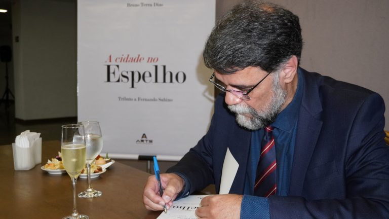 Desembargador Bruno Terra Dias lança livro em tributo ao escritor Fernando Sabino