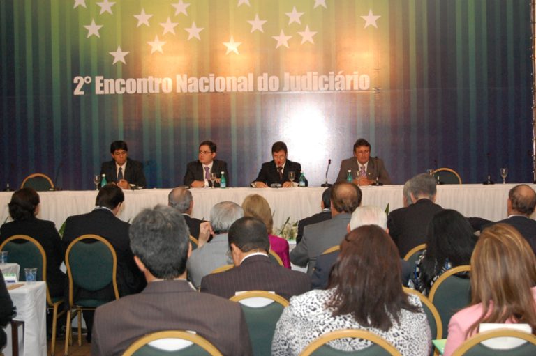 Painelistas revelam estatísticas do Poder Judiciário