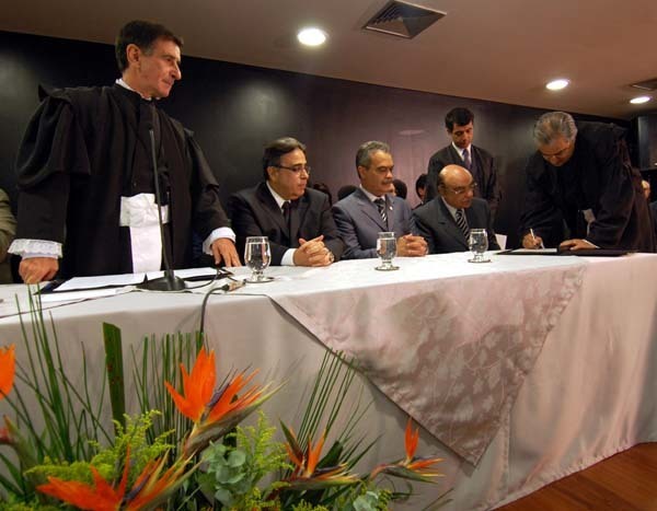 Pleno do Tribunal se reúne para posse de Doorgal Andrada