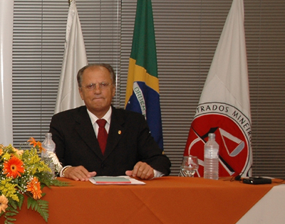 Emoção marca volta de Osmando Almeida ao TJMG
