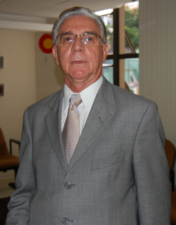 Magistrados realizam jantar em homenagem a Nilson Reis