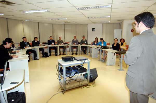 Candidatos a juízes substitutos assistem palestras sobre experiência no interior